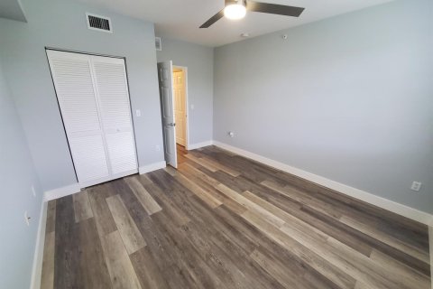 Apartment in Tamarac, Florida 2 bedrooms, 91.14 sq.m. № 2246738 - photo 20