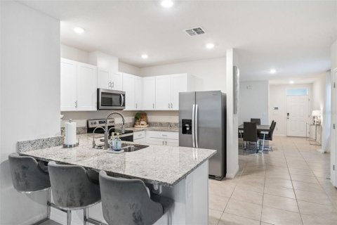 Villa ou maison à vendre à DeLand, Floride: 3 chambres, 139.73 m2 № 2396114 - photo 12