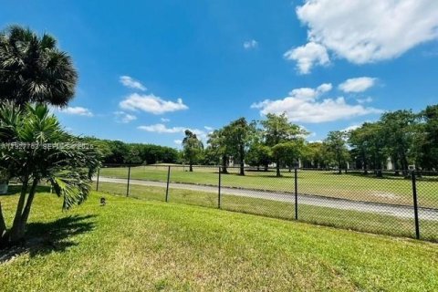 Copropriété à louer à Tamarac, Floride: 2 chambres, 100.15 m2 № 1987286 - photo 29