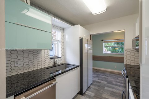 Copropriété à louer à Tamarac, Floride: 2 chambres, 100.15 m2 № 1987286 - photo 22