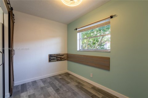 Copropriété à louer à Tamarac, Floride: 2 chambres, 100.15 m2 № 1987286 - photo 19