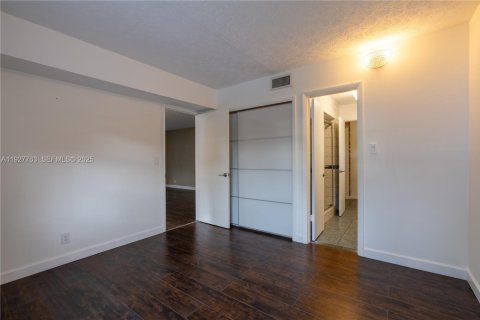 Copropriété à louer à Tamarac, Floride: 2 chambres, 100.15 m2 № 1987286 - photo 24