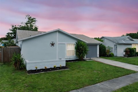 Villa ou maison à vendre à Clearwater, Floride: 4 chambres, 107.12 m2 № 1838293 - photo 1