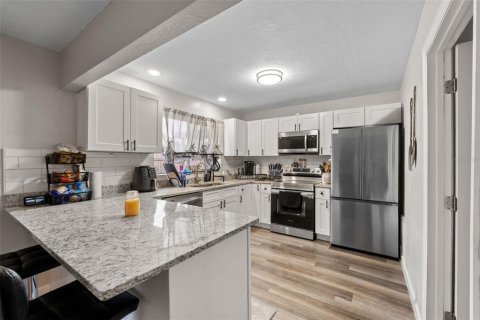 Villa ou maison à vendre à Clearwater, Floride: 4 chambres, 107.12 m2 № 1838293 - photo 14