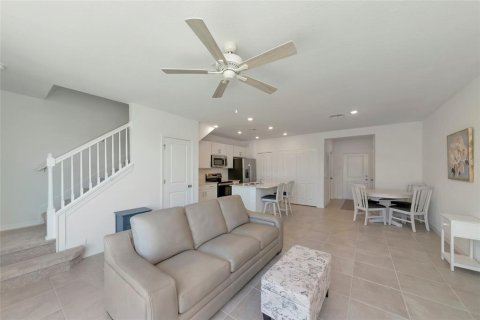 Adosado en venta en Bradenton, Florida, 3 dormitorios, 125.6 m2 № 2227632 - foto 4