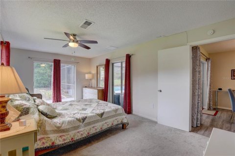 House in Hudson, Florida 4 bedrooms, 196.58 sq.m. № 1821181 - photo 22