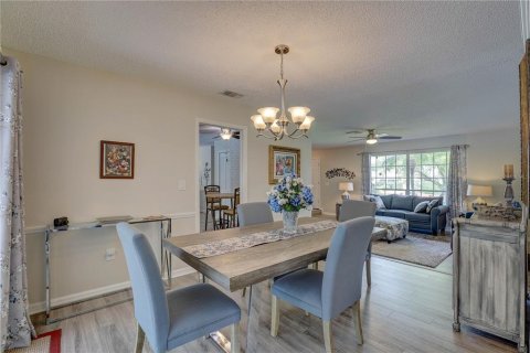 House in Hudson, Florida 4 bedrooms, 196.58 sq.m. № 1821181 - photo 9