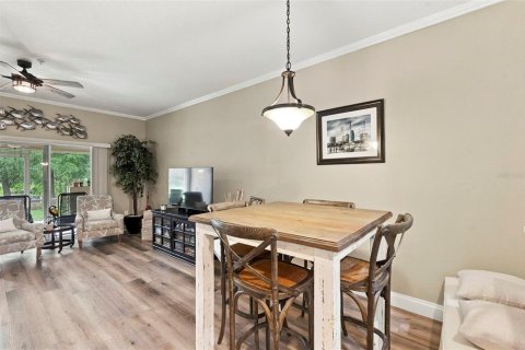Touwnhouse à vendre à Madeira Beach, Floride: 2 chambres, 123.75 m2 № 2387642 - photo 11