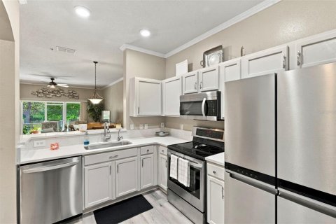 Touwnhouse à vendre à Madeira Beach, Floride: 2 chambres, 123.75 m2 № 2387642 - photo 12