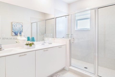 Adosado en venta en Homestead, Florida, 3 dormitorios, 169.83 m2 № 2439442 - foto 9