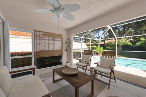 House in Palm City, Florida 2 bedrooms, 143.07 sq.m. № 2191156 - photo 28