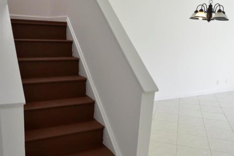 Touwnhouse à louer à Deerfield Beach, Floride: 3 chambres, 124.86 m2 № 2189293 - photo 10