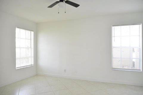 Touwnhouse à louer à Deerfield Beach, Floride: 3 chambres, 124.86 m2 № 2189293 - photo 23