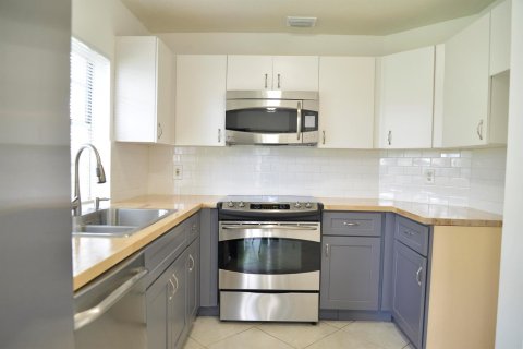 Touwnhouse à louer à Deerfield Beach, Floride: 3 chambres, 124.86 m2 № 2189293 - photo 7