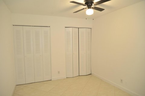 Touwnhouse à louer à Deerfield Beach, Floride: 3 chambres, 124.86 m2 № 2189293 - photo 16