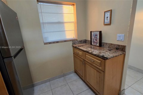 Copropriété à vendre à Davie, Floride: 2 chambres, 90.12 m2 № 1972066 - photo 8