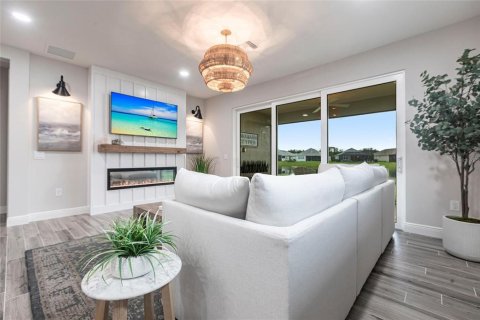 House in Sarasota, Florida 3 bedrooms, 163.88 sq.m. № 1769874 - photo 7