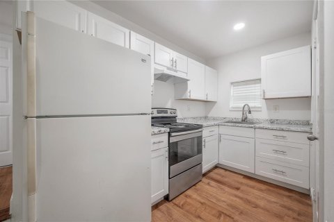 Apartamento en alquiler en Tampa, Florida, 2 dormitorios, 73.58 m2 № 1883002 - foto 15