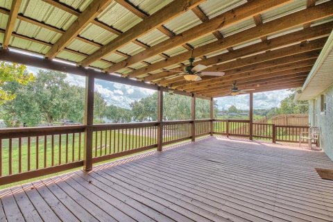 House in Clermont, Florida 3 bedrooms, 142.42 sq.m. № 2390942 - photo 19