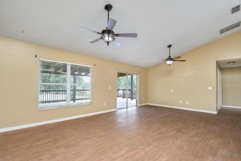 House in Clermont, Florida 3 bedrooms, 142.42 sq.m. № 2390942 - photo 9