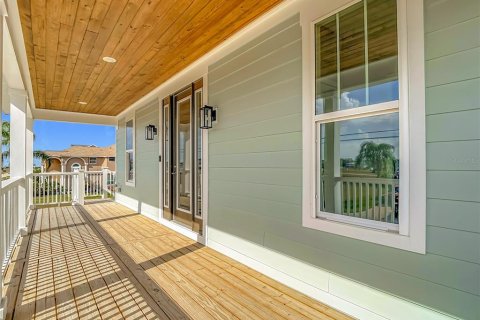 House in Hernando Beach, Florida 3 bedrooms, 199.28 sq.m. № 2106324 - photo 16