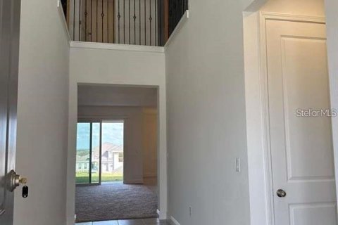 House in Minneola, Florida 4 bedrooms, 262.54 sq.m. № 2430820 - photo 18
