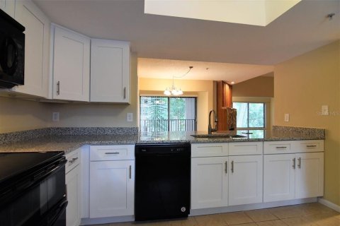 Condominio en alquiler en Orlando, Florida, 3 dormitorios, 122.26 m2 № 2284133 - foto 13