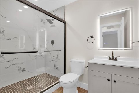 Condo in Winter Park, Florida, 2 bedrooms  № 2105930 - photo 16