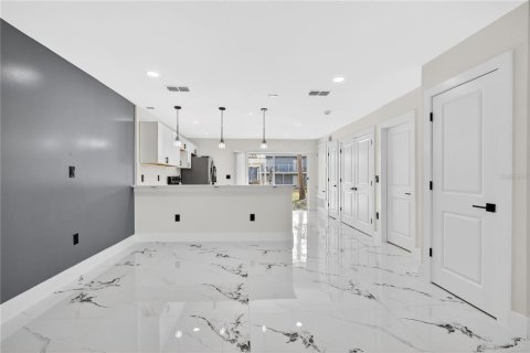 Condo in Winter Park, Florida, 2 bedrooms  № 2105930 - photo 3