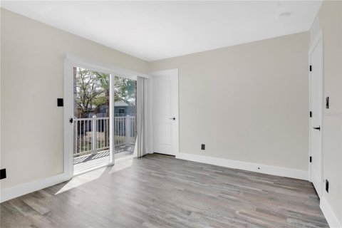 Condo in Winter Park, Florida, 2 bedrooms  № 2105930 - photo 10