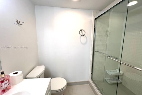 Copropriété à louer à Aventura, Floride: 2 chambres, 105.82 m2 № 2080711 - photo 10