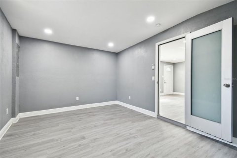 Villa ou maison à louer à Port Richey, Floride: 3 chambres, 130.43 m2 № 2425470 - photo 20