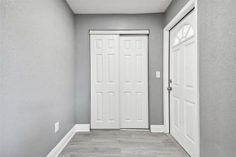 Villa ou maison à louer à Port Richey, Floride: 3 chambres, 130.43 m2 № 2425470 - photo 21