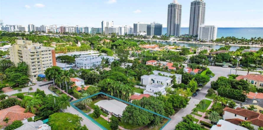 Terreno en Miami Beach, Florida № 1999818