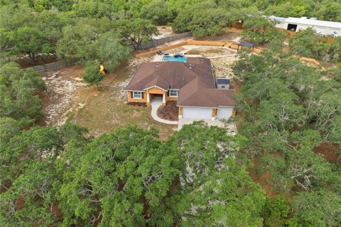 Casa en Weeki Wachee, Florida 5 dormitorios, 218.13 m2 № 2107851