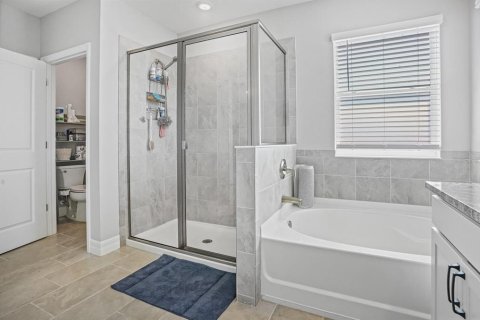 Villa ou maison à louer à Lakewood Ranch, Floride: 4 chambres, 307.88 m2 № 2427398 - photo 18