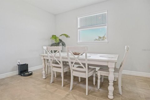 Villa ou maison à louer à Lakewood Ranch, Floride: 4 chambres, 307.88 m2 № 2427398 - photo 13