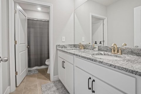 Villa ou maison à louer à Lakewood Ranch, Floride: 4 chambres, 307.88 m2 № 2427398 - photo 14