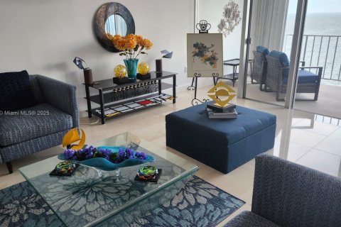 Copropriété à louer à Key Biscayne, Floride: 2 chambres, 174.19 m2 № 1882454 - photo 3