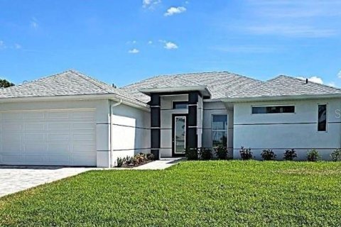 Villa ou maison à Cape Coral, Floride 3 chambres, 143.35 m2 № 2114327