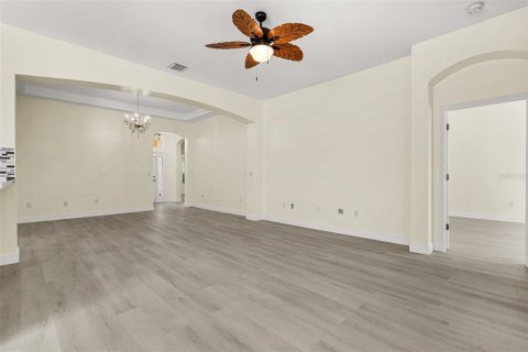 House in Riverview, Florida 3 bedrooms, 153.94 sq.m. № 2239275 - photo 11