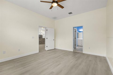 House in Riverview, Florida 3 bedrooms, 153.94 sq.m. № 2239275 - photo 28