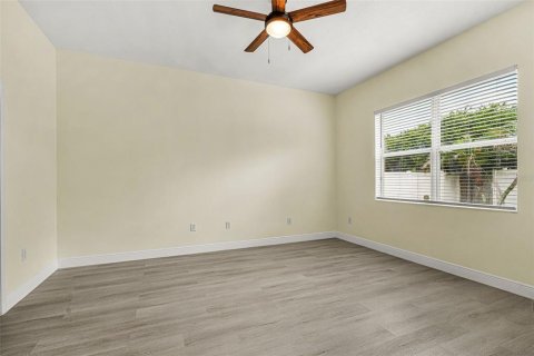 House in Riverview, Florida 3 bedrooms, 153.94 sq.m. № 2239275 - photo 27