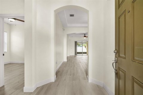 House in Riverview, Florida 3 bedrooms, 153.94 sq.m. № 2239275 - photo 6