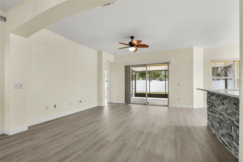 House in Riverview, Florida 3 bedrooms, 153.94 sq.m. № 2239275 - photo 10