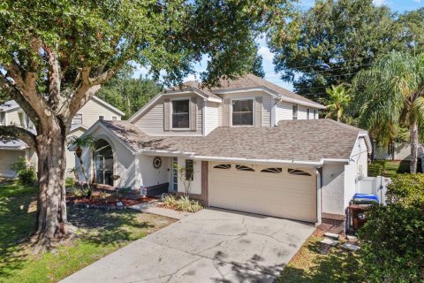 House in Kissimmee, Florida 3 bedrooms, 158.4 sq.m. № 2329851 - photo 2