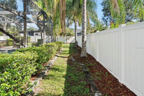 House in Kissimmee, Florida 3 bedrooms, 158.4 sq.m. № 2329851 - photo 20