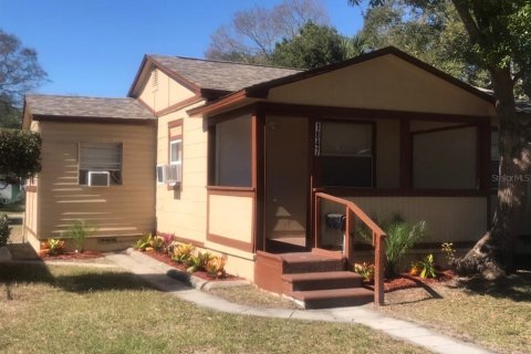 Casa en alquiler en Saint Petersburg, Florida, 3 dormitorios, 95.41 m2 № 1901803 - foto 2