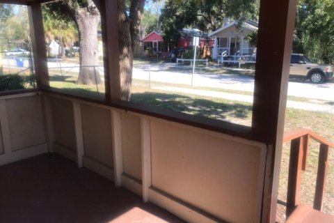 Casa en alquiler en Saint Petersburg, Florida, 3 dormitorios, 95.41 m2 № 1901803 - foto 3