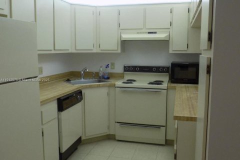 Copropriété à louer à West Palm Beach, Floride: 2 chambres, 103.21 m2 № 1971492 - photo 4